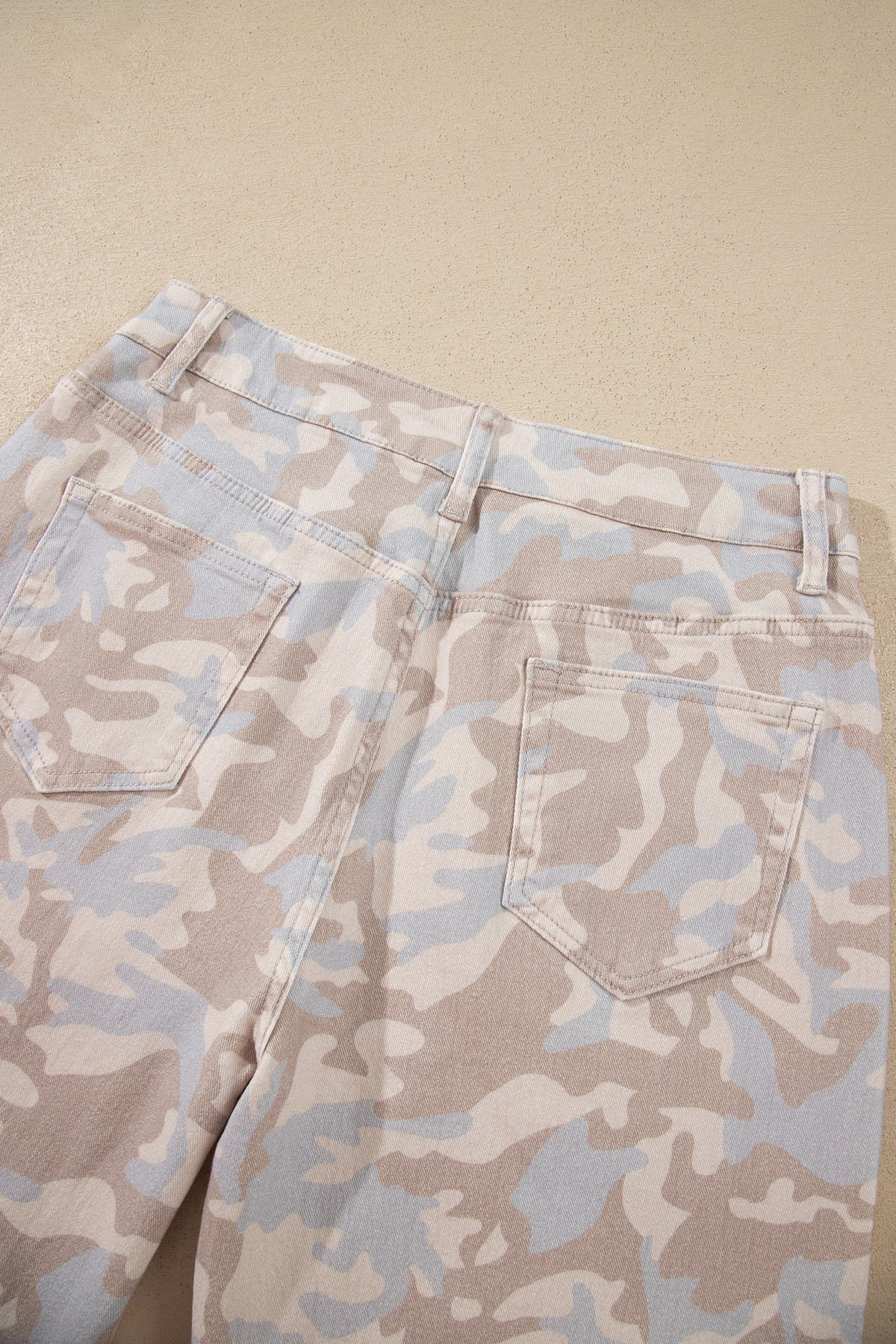Khaki Camouflage Print Pocket Ankle-Length Barrel Jeans