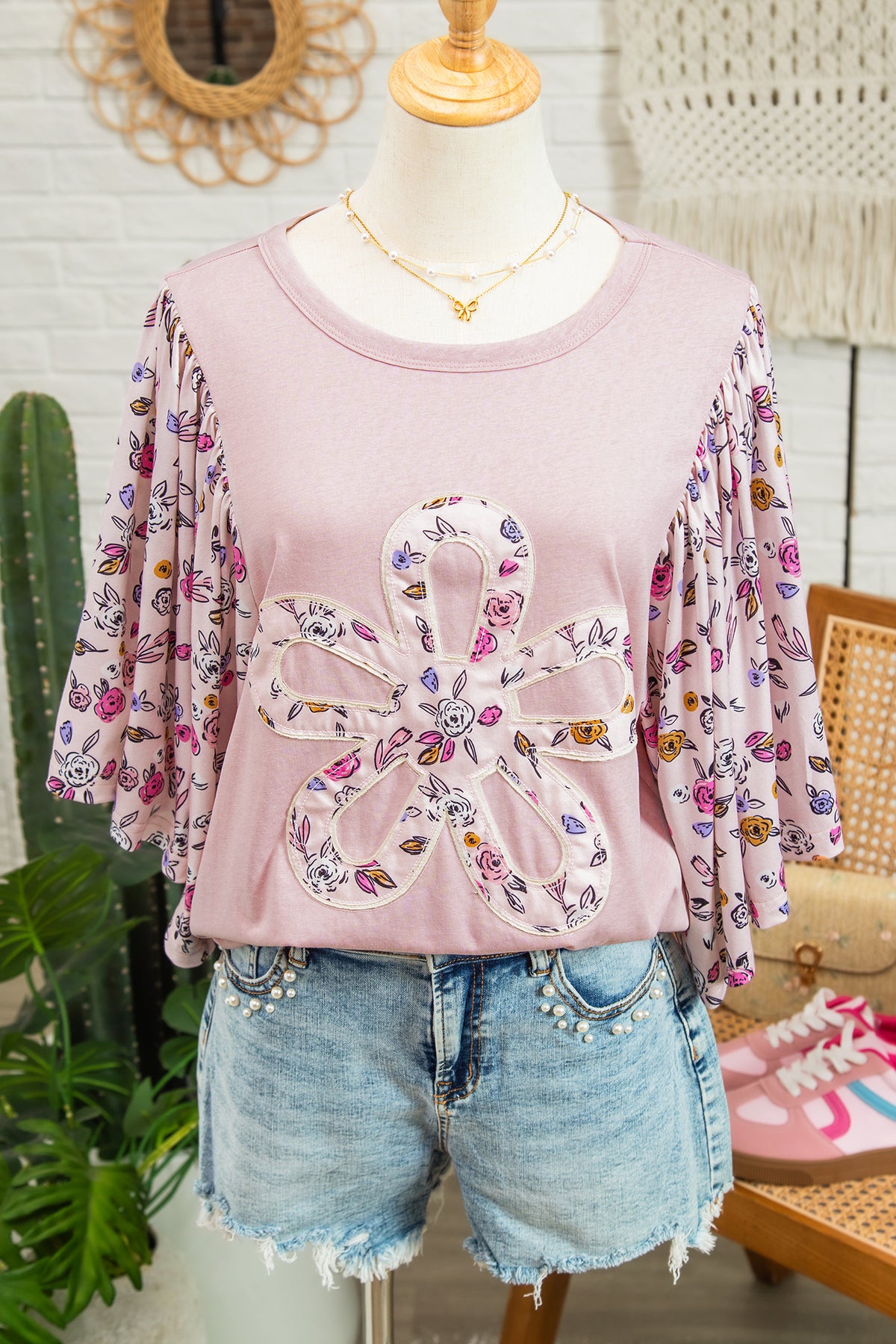 Pink Contrast Floral Half Sleeve Blouse