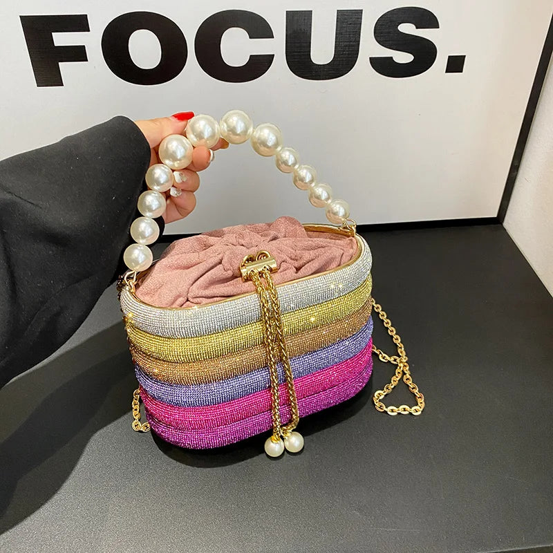 Dazzling a pearl Handbag