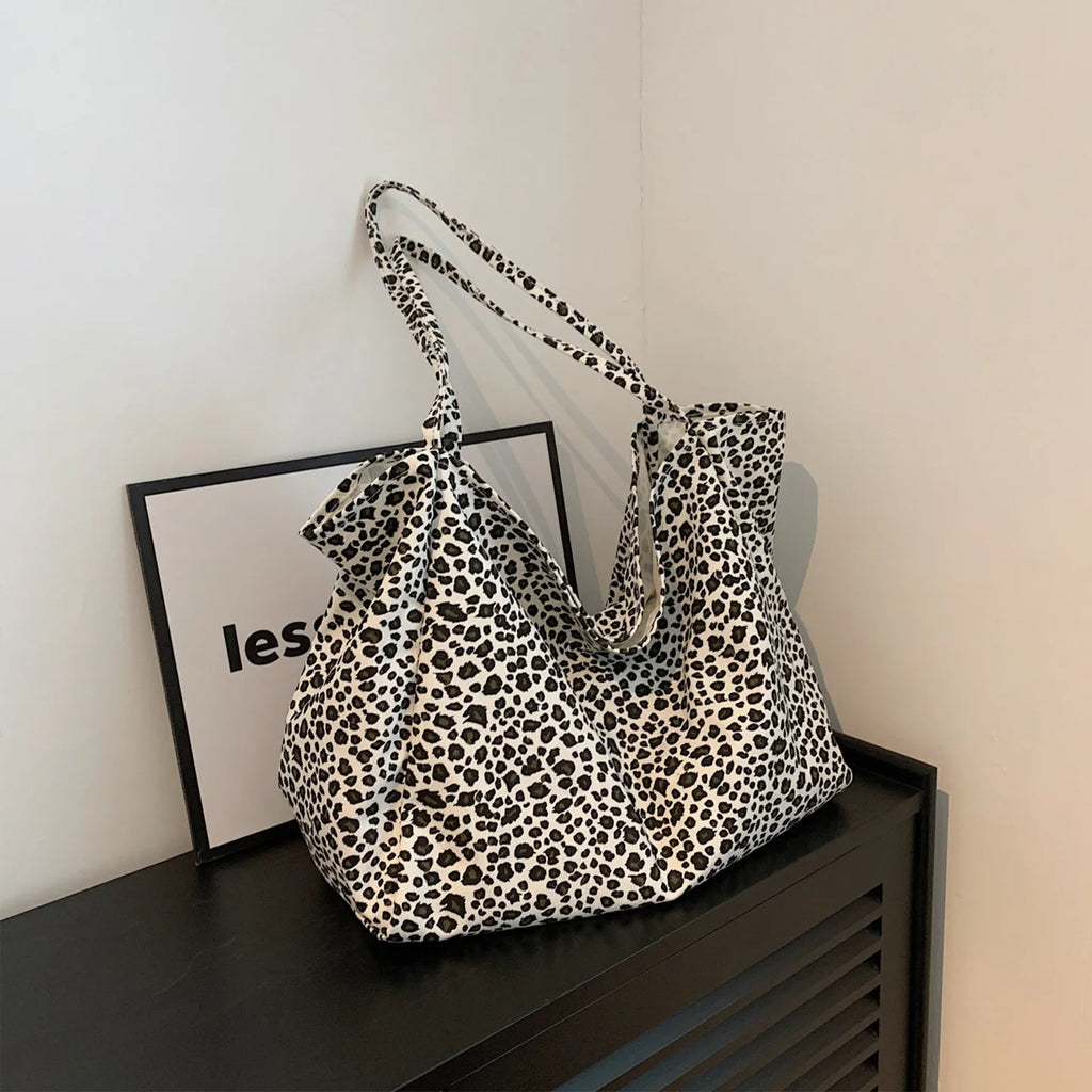 Custom Name Leopard Tote Bag Women Large Capacity Shoulder Bag Personalized Embroidery Fashion Casual Shopping Beach Handbag