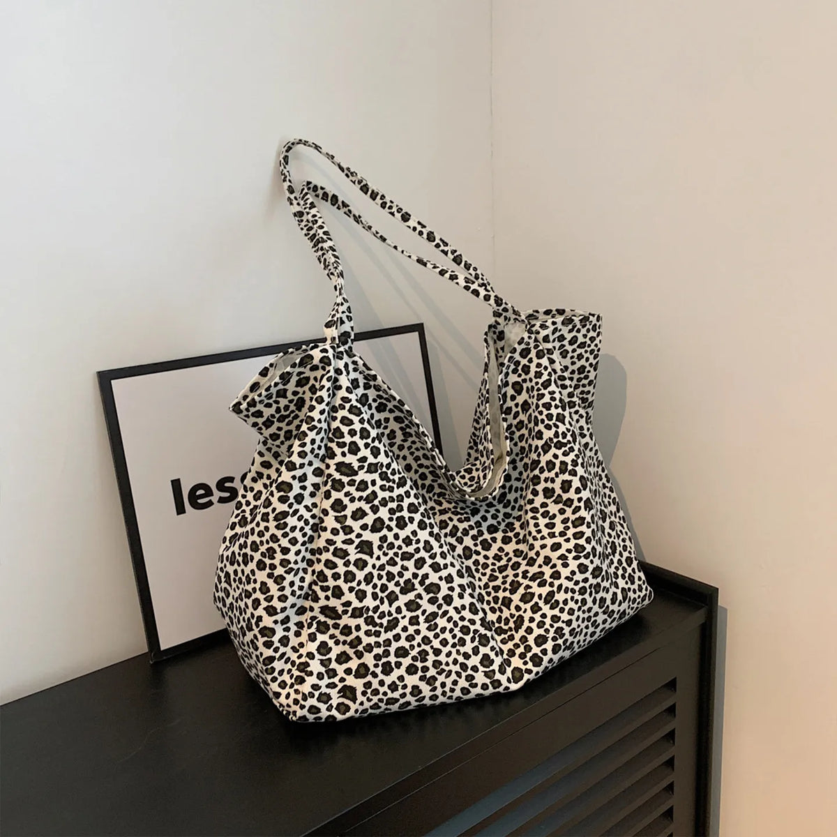 Custom Name Leopard Tote Bag Women Large Capacity Shoulder Bag Personalized Embroidery Fashion Casual Shopping Beach Handbag