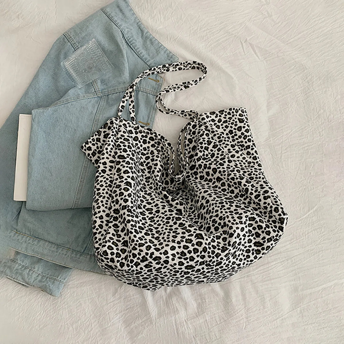 Custom Name Leopard Tote Bag Women Large Capacity Shoulder Bag Personalized Embroidery Fashion Casual Shopping Beach Handbag