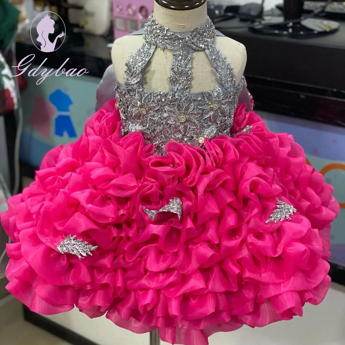 Customized Hot Pink Flower Girl Dress For Wedding Beaded Puffy Applique Knee Length Kids Birthday Pageant First Communion Gown