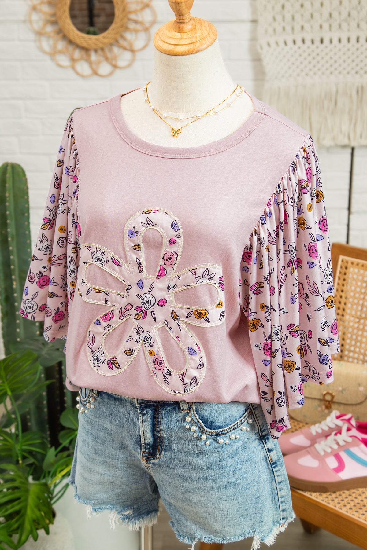 Pink Contrast Floral Half Sleeve Blouse