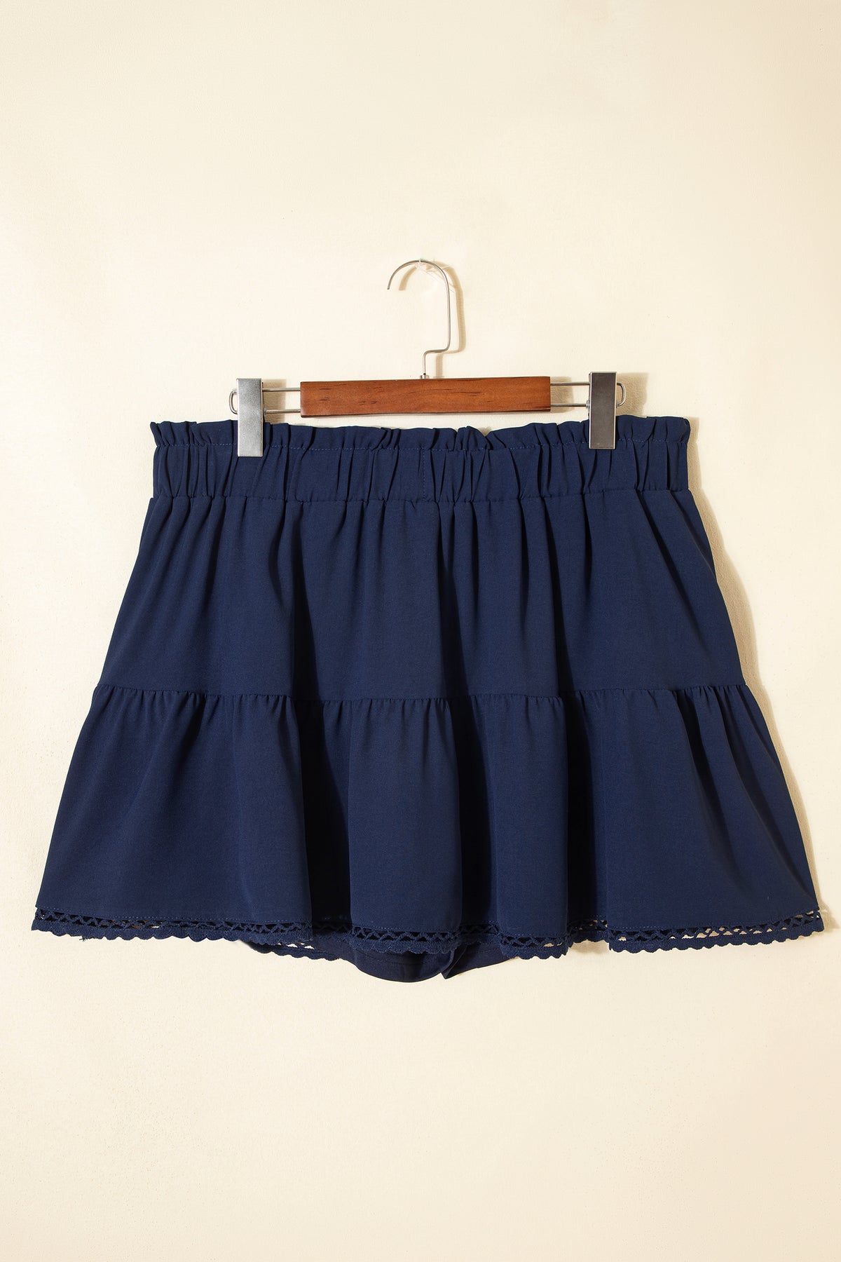 White Plus Size Frilled Elastic Waist Lace Trim Boho Ruffled Shorts