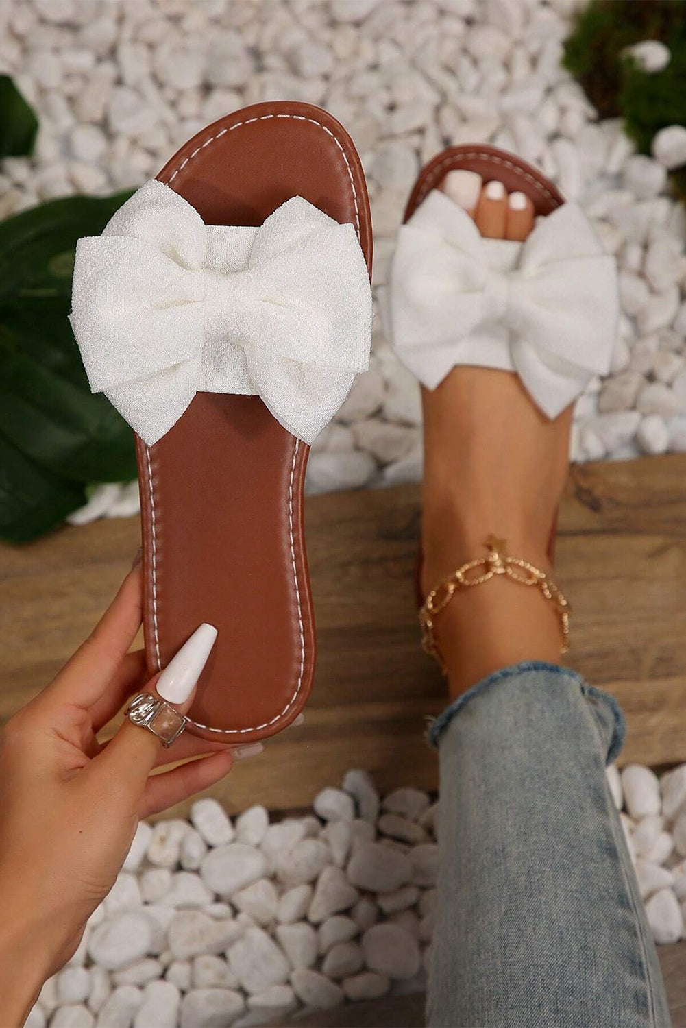 Black Bow Knot Decor PU Leather Insole Flat Slippers