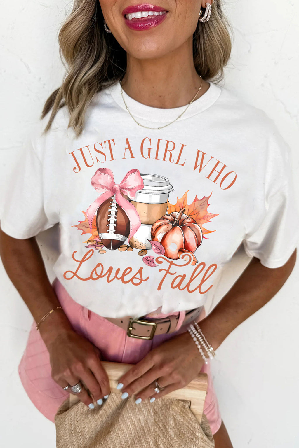 JUST A GIRL WHO Loves Fall Graphic Casual Tee