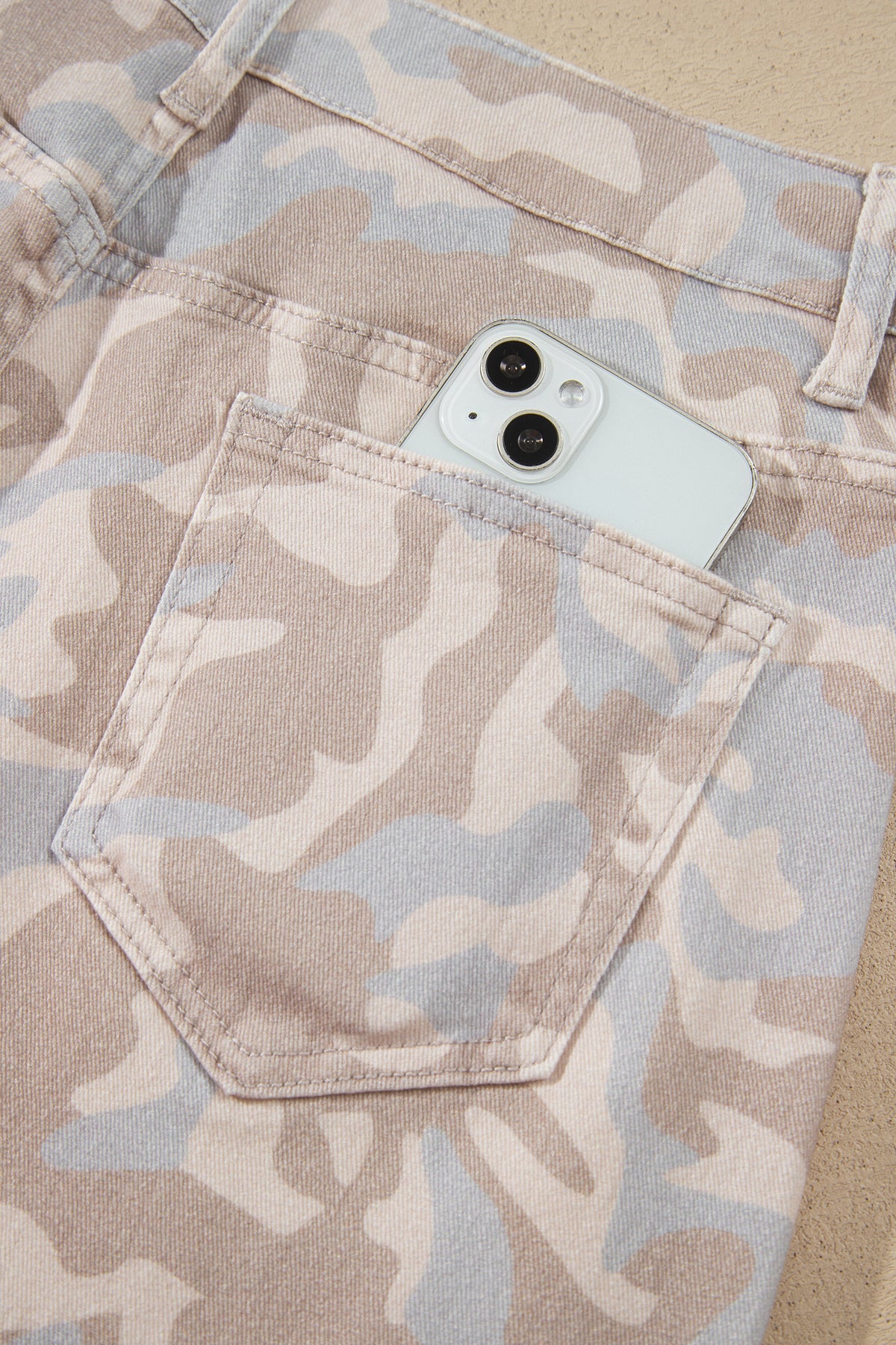 Khaki Camouflage Print Pocket Ankle-Length Barrel Jeans